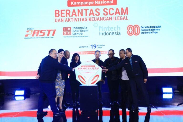 Seiring maraknya penipuan keuangan di Indonesia, OJK bersama pemerintah meluncurkan Kampanye Nasional Berantas Scam dan Aktivitas Keuangan Ilegal, di Jakarta, 19 Agustus 2025. Foto: OJK.